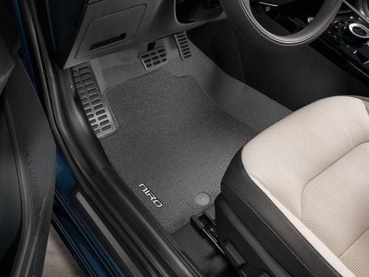 AT143ADB10_07b5af16-ea47-4a46-b599-ba9bb9815e38_1024x1024.jpg Kia Niro 2022-Present Velour Carpet Mats - Image 1