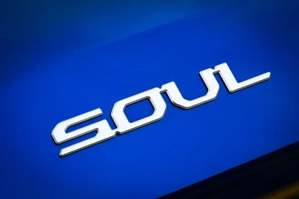 kia-soul-ev-review-2023-10-badge-600x400-1.webp Kia Soul 2018- Rear Soul Badge - Image 1